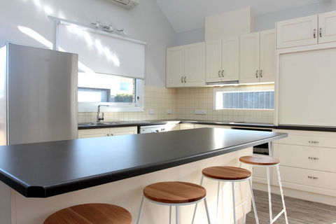 Murray's Place On Pakenham - Local Tourism 3