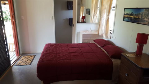 Myella Farm Stay - Australia Shopping 1