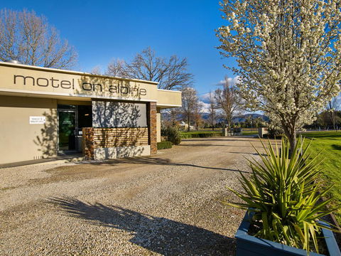 Myrtleford Motel On Alpine - Accommodation Australia 1