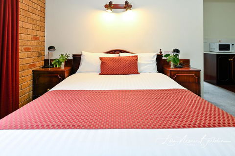 Narrandera Club Motor Inn - Australia Shopping 2