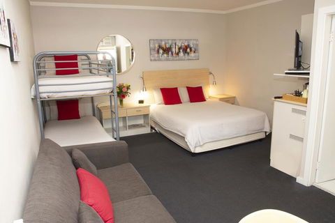 Nebula Motel - Accommodation Australia 2