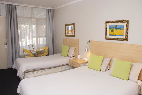 Nebula Motel - Accommodation Australia 3