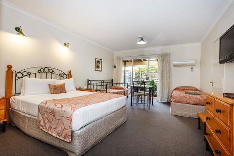 Nelsons Of Bridgetown - Accommodation Australia 2