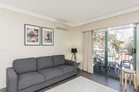 Subiaco Village 30 - Local Tourism 1