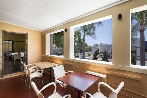 Captain Stirling Hotel - Accommodation Australia 14