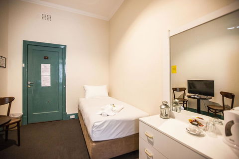 Captain Stirling Hotel - Accommodation Australia 34