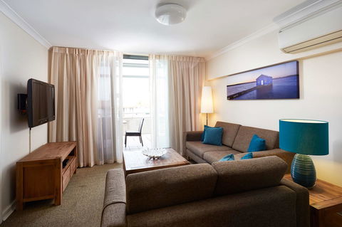 Broadwater Resort Como - Accommodation Australia 24