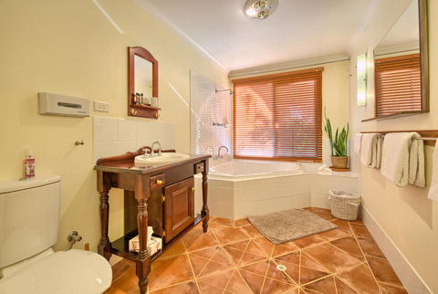 Spencer Suites Albany - Australia Shopping 7
