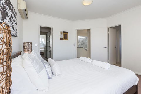 Cottesloe Beach House II - Accommodation Australia 17