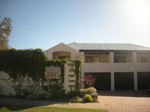 Dunes Scarborough Beach - Accommodation Australia 0