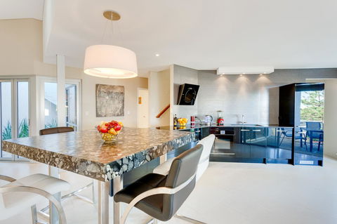 Cottesloe Contemporary Villa - Accommodation Australia 3