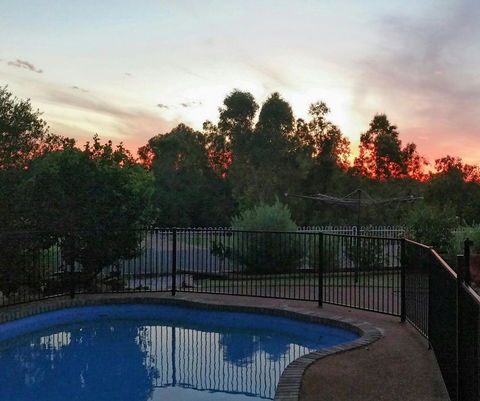 Jacaranda Hideaway Bed & Breakfast - Local Tourism 17