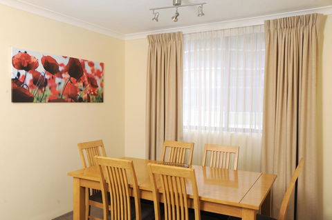 Lodestar Waterside Apartments - Accommodation Australia 32