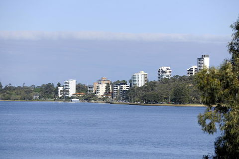 Lodestar Waterside Apartments - Accommodation Australia 40