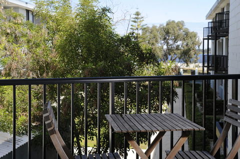 Lodestar Waterside Apartments - Accommodation Australia 35