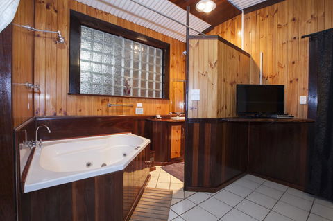 Rustic Retreat Esperance - Australia Shopping 1