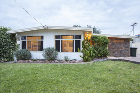 Rustic Retreat Esperance - Australia Shopping 5