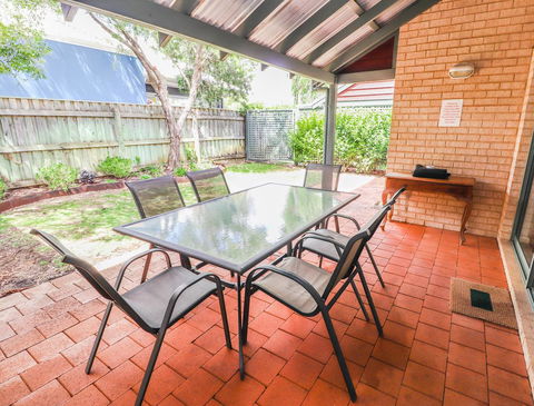 Bayshore Beachside Resort - Accommodation Australia 38