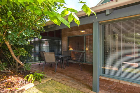 Bayshore Beachside Resort - Accommodation Australia 43