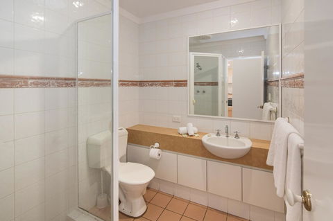 Bayshore Beachside Resort - Accommodation Australia 44