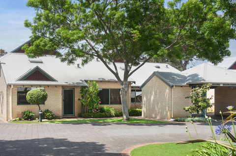 Bayshore Beachside Resort - Accommodation Australia 32