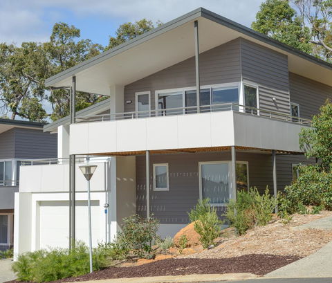 The Villa Dunsborough - Accommodation Australia 2