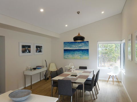 The Villa Dunsborough - Accommodation Australia 4