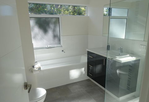 The Villa Dunsborough - Accommodation Australia 9