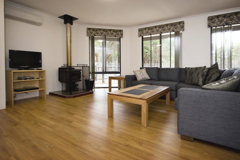 Margaret River Hideaway & Farmstay - Accommodation Australia 8