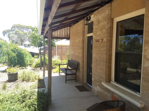 Hotham Ridge Estate - Australia Shopping 7