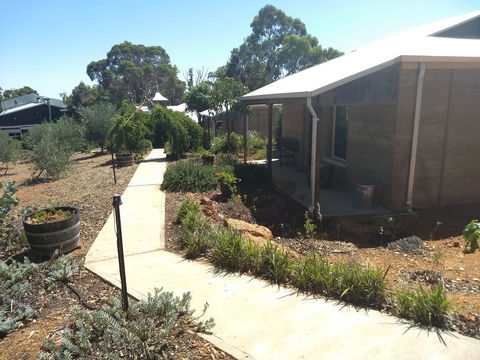 Hotham Ridge Estate - Australia Shopping 14