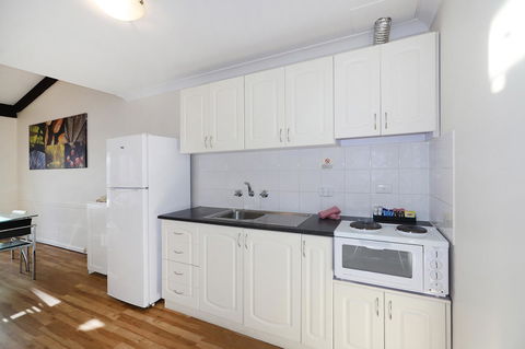 Seashore Memories - Sleeps 3 - Accommodation Australia 8