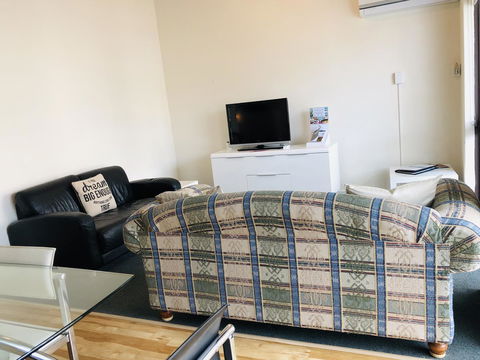 Seashore Memories - Sleeps 3 - Accommodation Australia 4