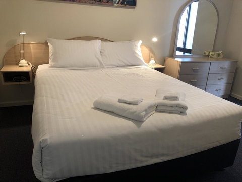 West Beach Lagoon 202 - Quiet & Ground Floor! - Local Tourism 3