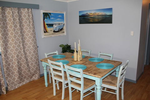 Jbay Beach Shack - Accommodation Australia 6