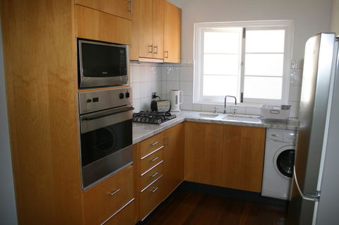 Kenata-Fairway Apartment Hotel - Local Tourism 4