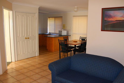 Bayside Villas - Accommodation Australia 21
