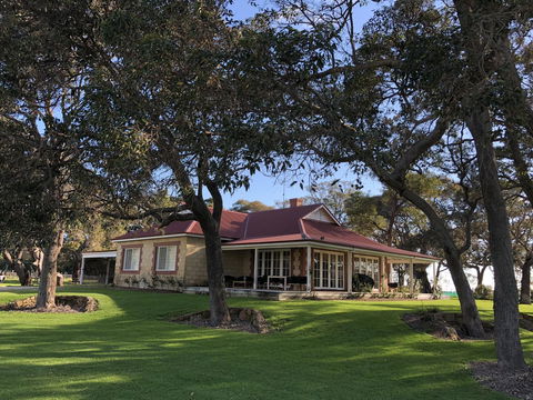 Caves Road Guest Houses - Accommodation Australia 19