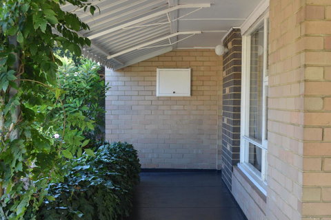 Midgard Cottage - Great Location & Close To Airport - Australia Shopping 9
