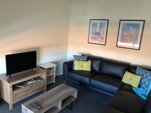 West Beach Lagoon 114 â€“ Ocean Views - Accommodation Australia 3