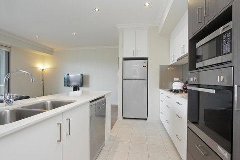 Zappeion Apartments - Accommodation Australia 27