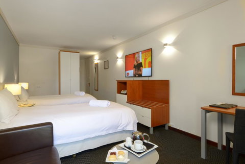 Sullivans Hotel - Bed n Breakfasts 15