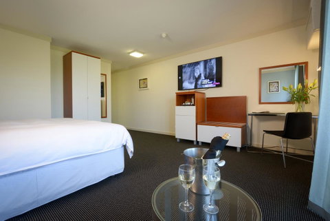 Sullivans Hotel - Bed n Breakfasts 17