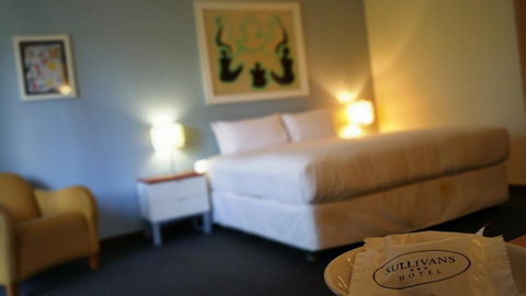 Sullivans Hotel - Bed n Breakfasts 34