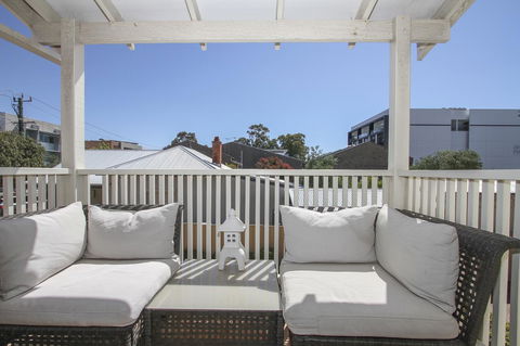 Leederville Townhouse - Accommodation Australia 8