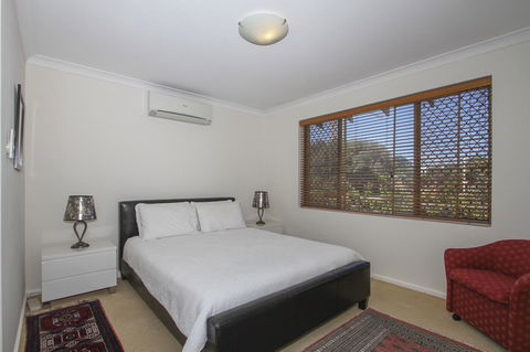 Leederville Townhouse - Accommodation Australia 4