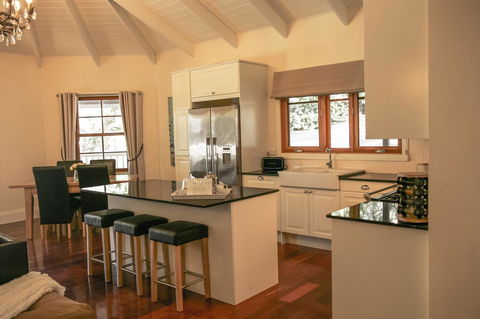 Quiet Escapes Cottages - Accommodation Australia 25