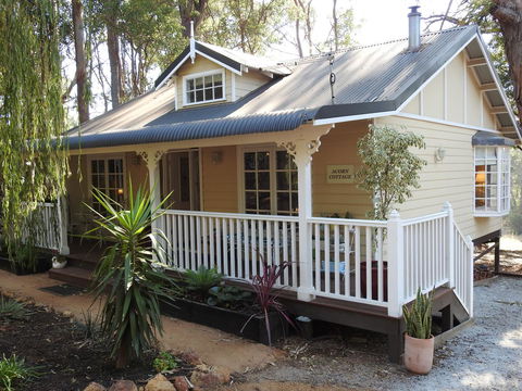 Quiet Escapes Cottages - Accommodation Australia 3