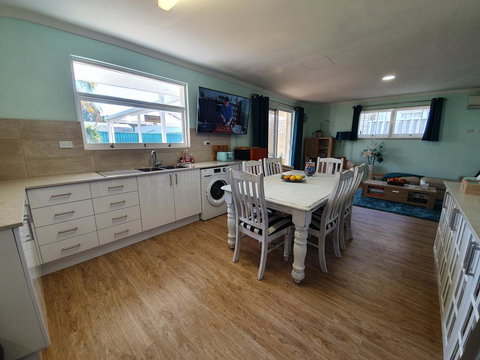 Palm Beach Bed & Breakfast - Australia Shopping 17