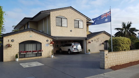 Palm Beach Bed & Breakfast - Australia Shopping 38